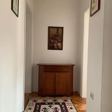 Youth Theatre Apartment Appartement *